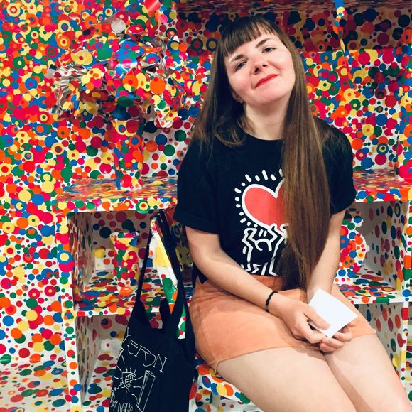 Meet your Posher, April - Picture 1 of 1